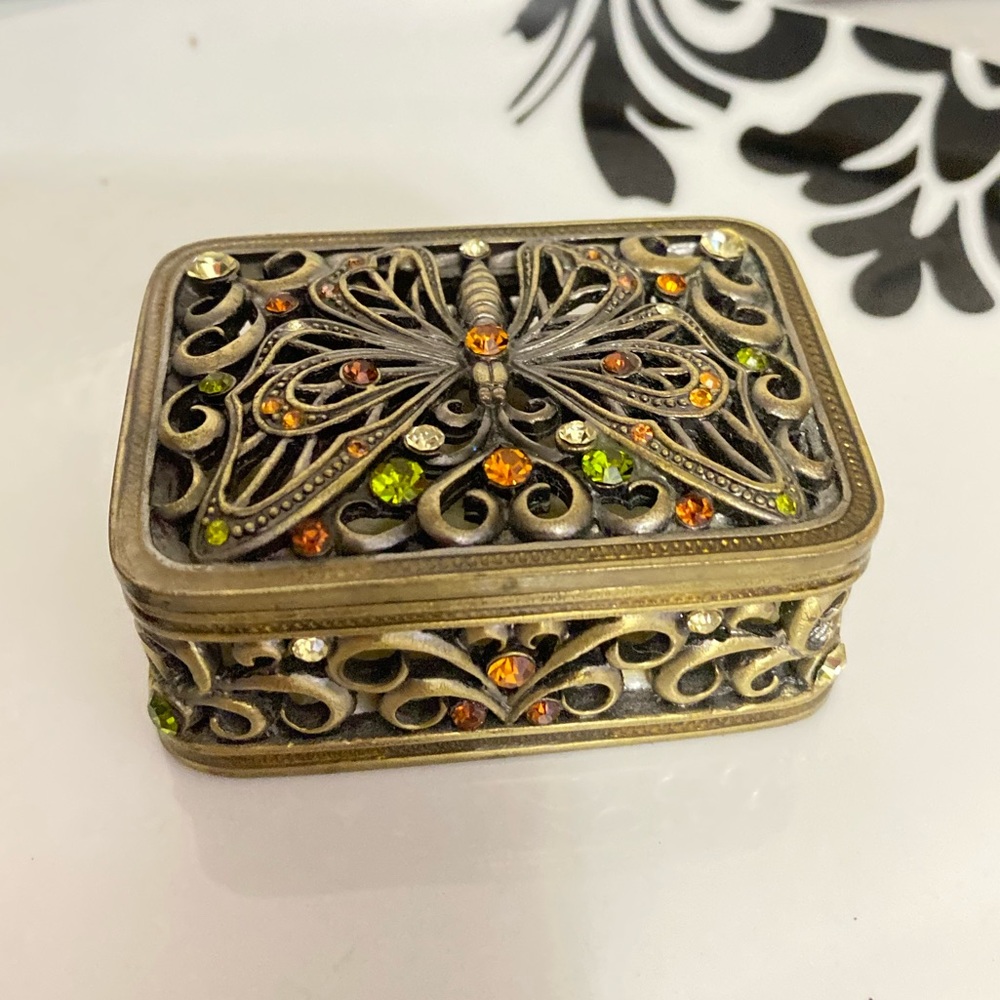 Vintage Brilliant Butterfly trinket box